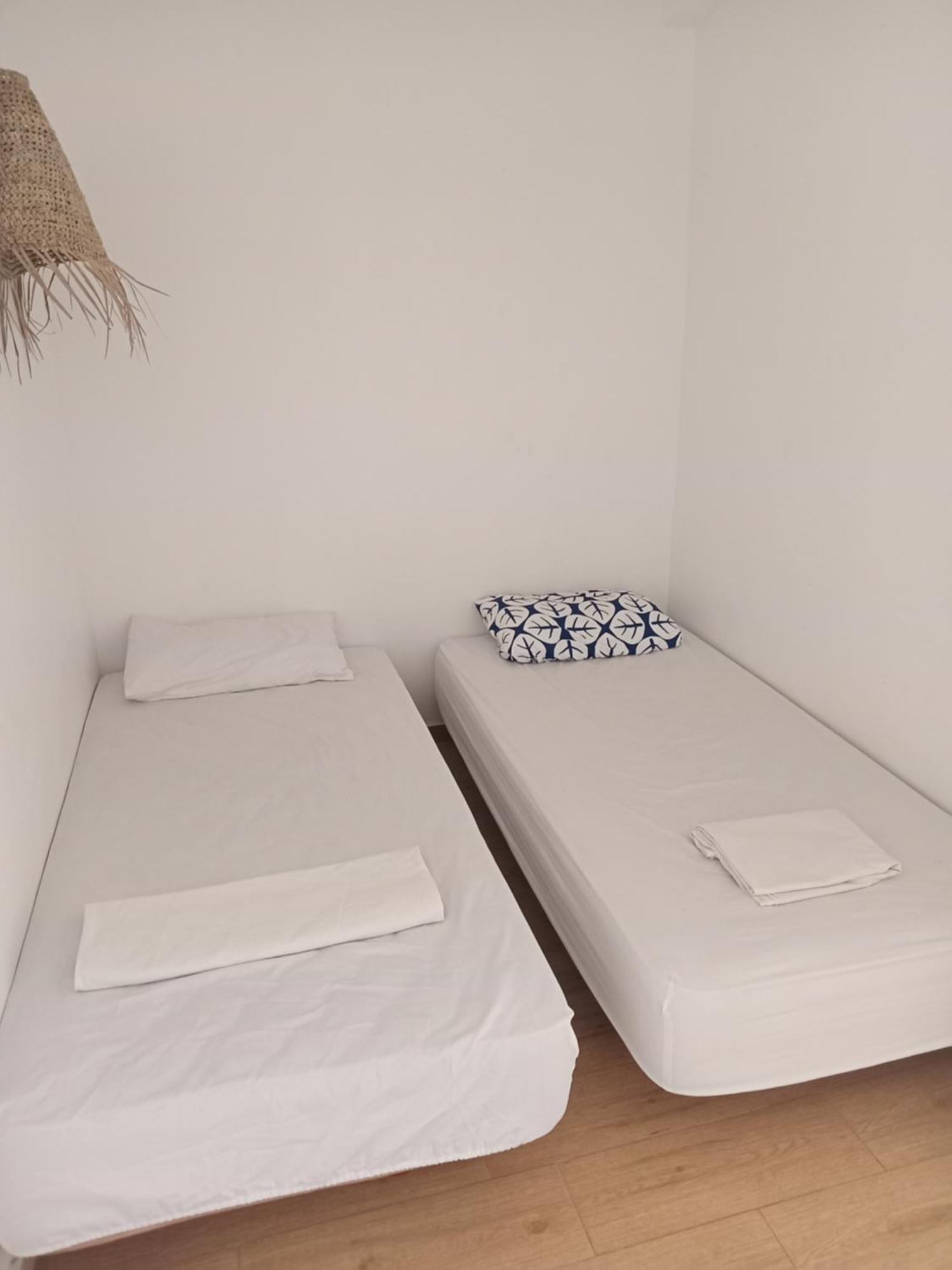 Puppy Taghazout Hostel Phòng bức ảnh